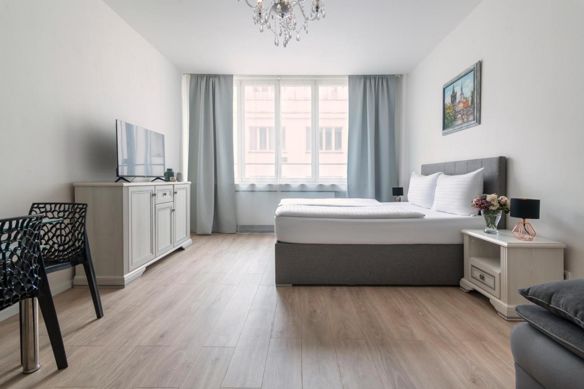Prague Serenity Suites And Apartments Exterior photo