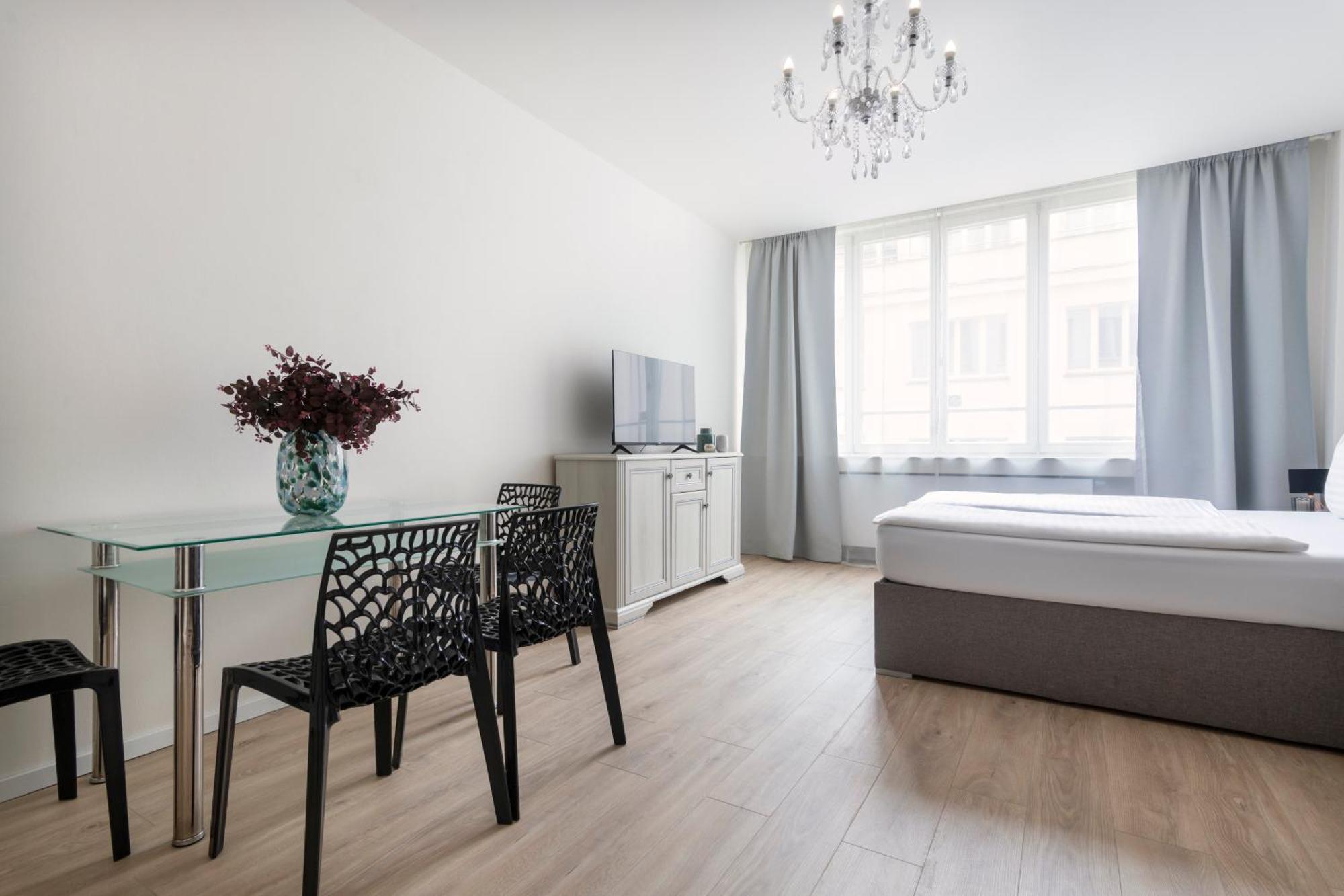 Prague Serenity Suites And Apartments Exterior photo